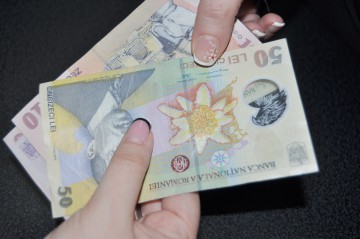 ANRE a dat salarii fără bază legală